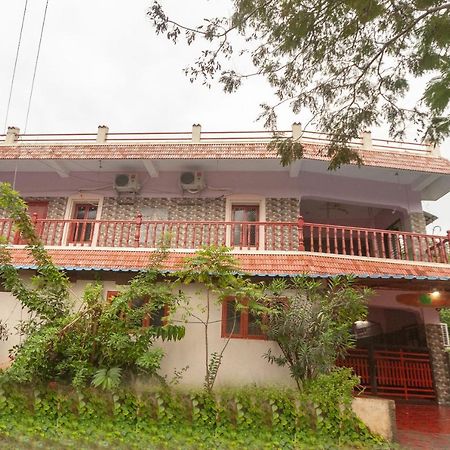 Oyo 24053 Auro Gp Guest House Auroville Extérieur photo