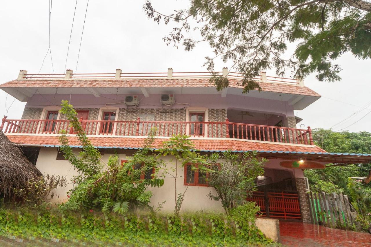 Oyo 24053 Auro Gp Guest House Auroville Extérieur photo
