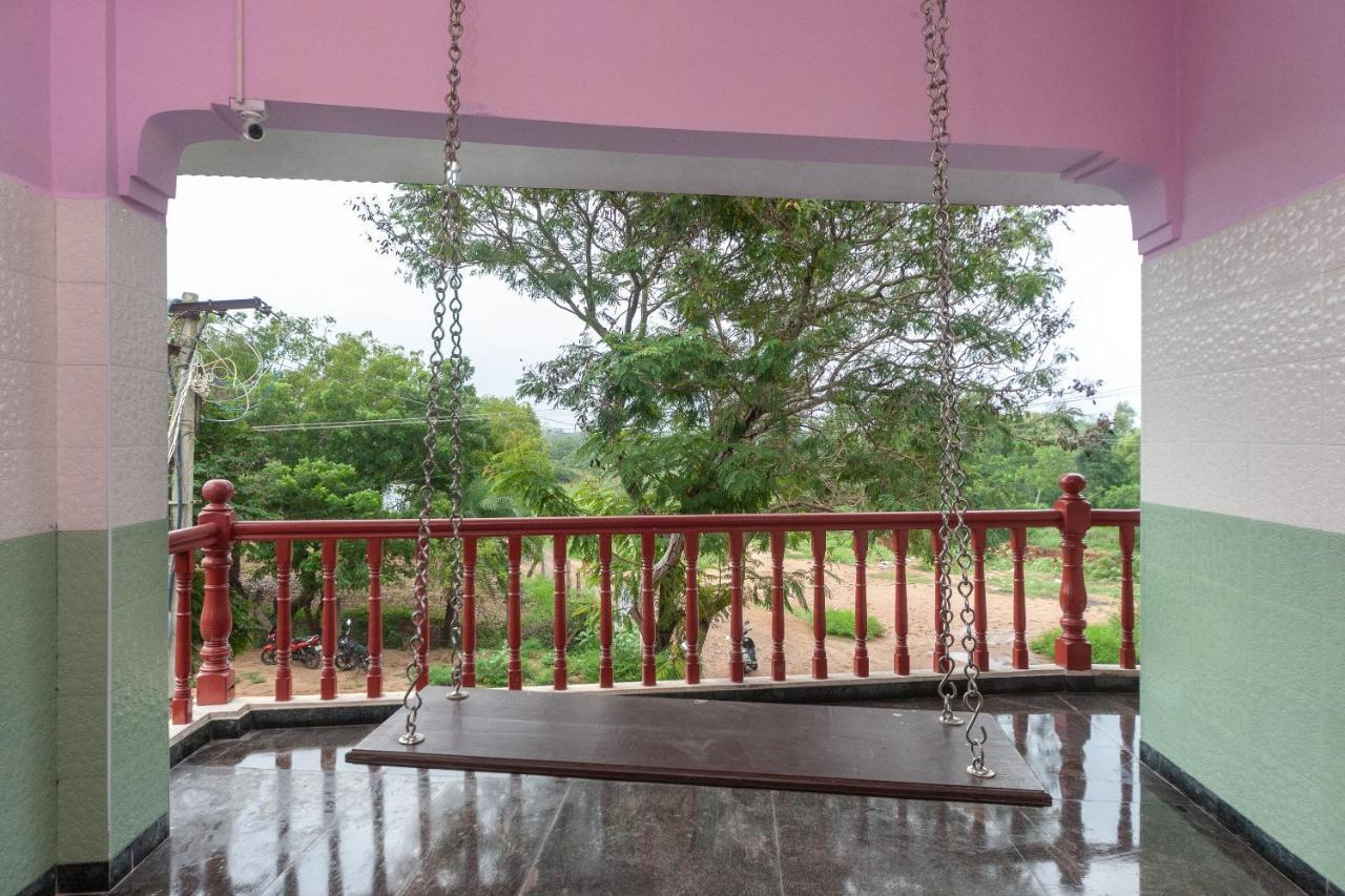 Oyo 24053 Auro Gp Guest House Auroville Extérieur photo